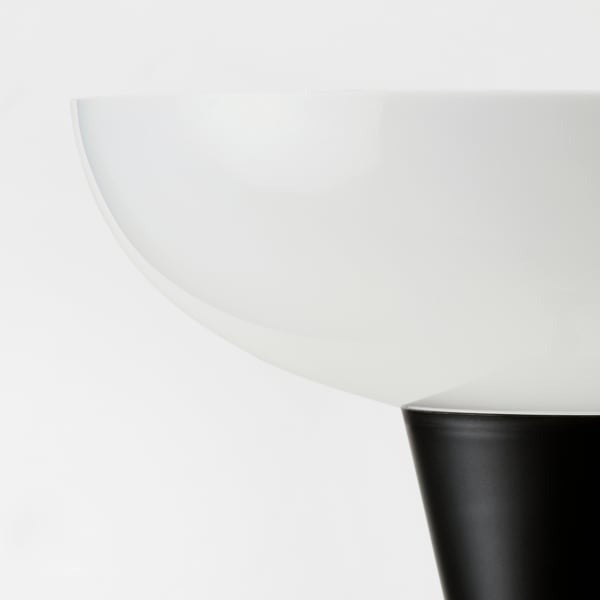 Close-up of IKEA TAGARP reading light and uplighter design.