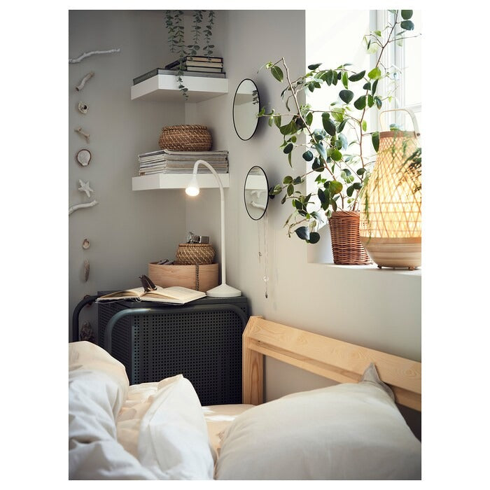 IKEA NAVLINGE LED work lamp in white color.