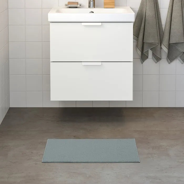 IKEA FINTSEN bath mat placed in modern bathroom