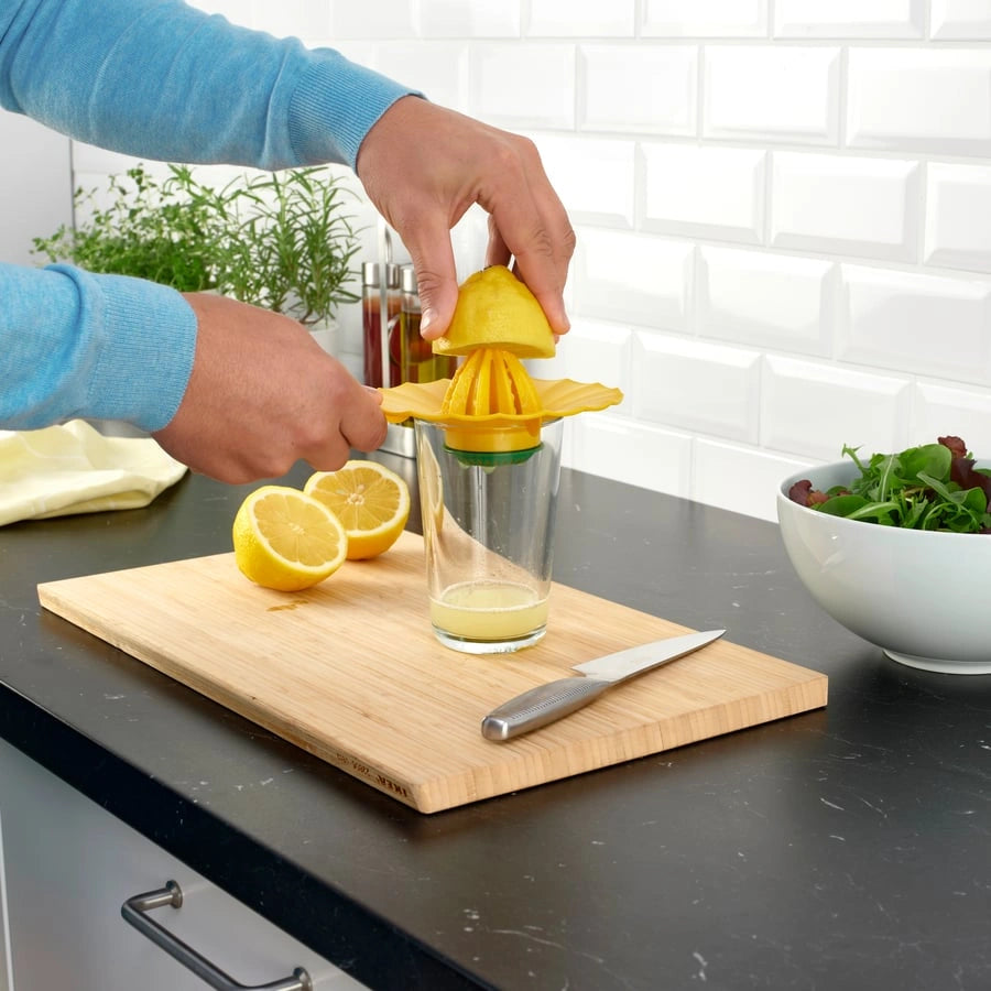 IKEA UPPFYLLD handheld lemon press