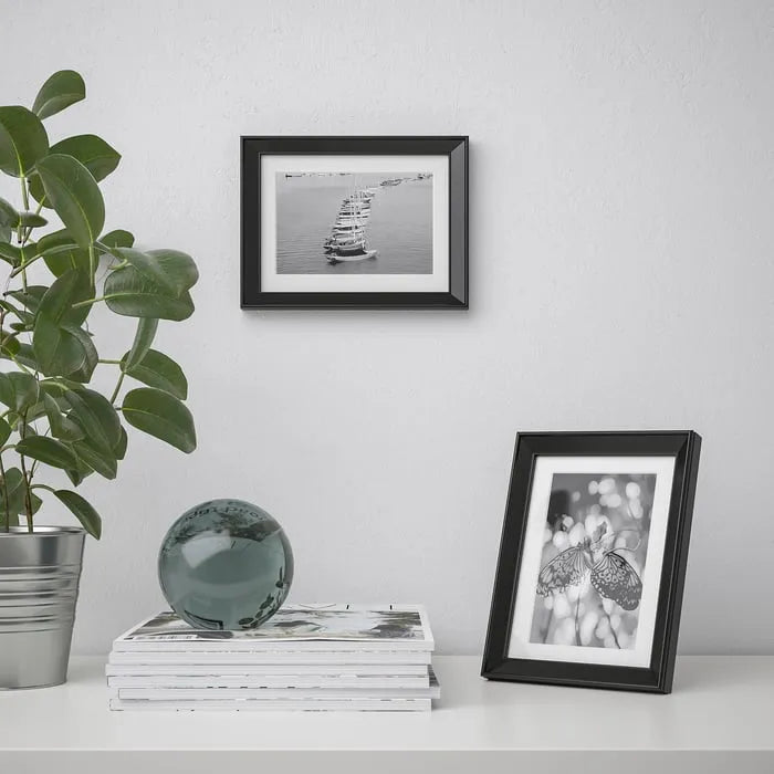 IKEA KNOPPANG black picture frame wall decor